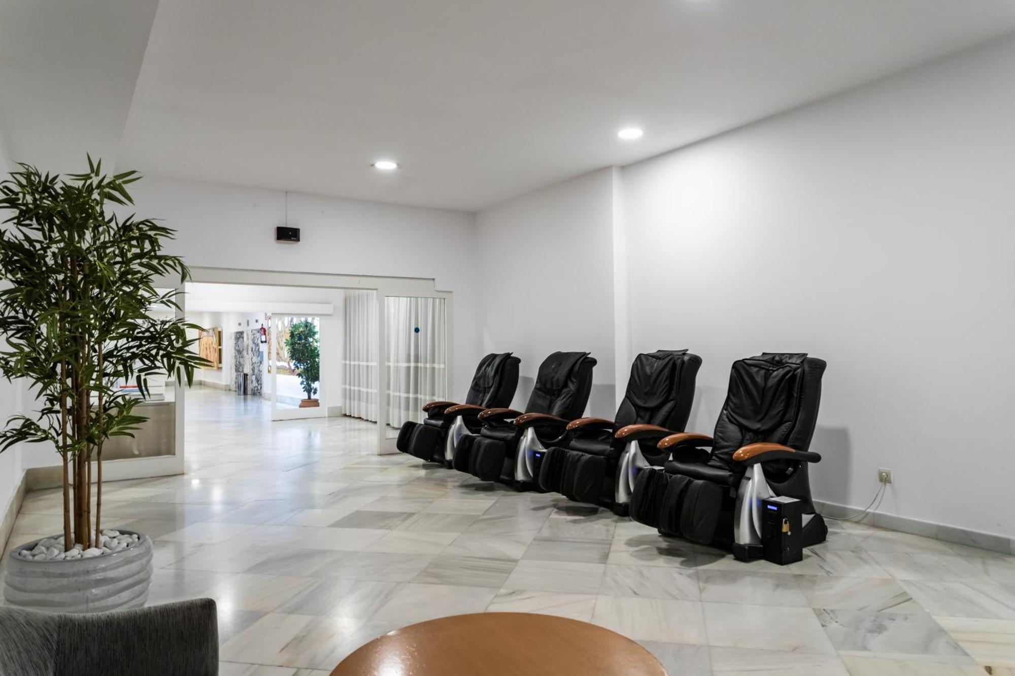 Sur Suites Palmeras 525 Fuengirola Bagian luar foto